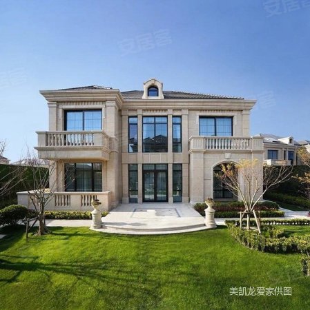 安亭高尔夫别墅5室3厅5卫600㎡南北2600万