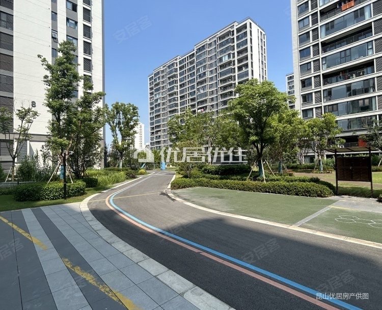 兰亭大境花园 南北通透 毛坯 128平 诚心出售 价格可议