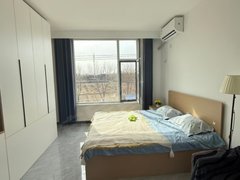大连中山二七广场精装电梯楼 楼下地铁站 可短租 押一付一 屋内采光好小区干净出租房源真实图片