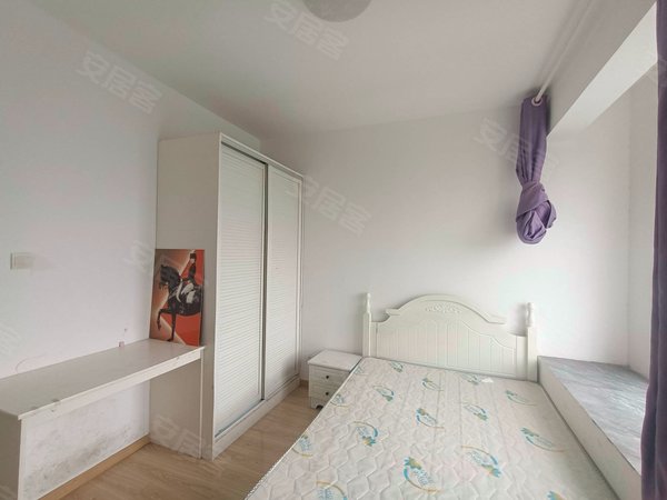 无锡江阴祝塘水畔兰庭水畔兰庭 3室2厅1卫 电梯房 南北通透 144平出租