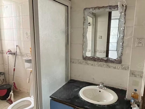 徐州鼓楼荆马河鼓楼花园园中苑一期实拍鼓楼花园3楼三室荆南小区新三院新健康医院宜居嘉园和风雅致出租房源真实图片