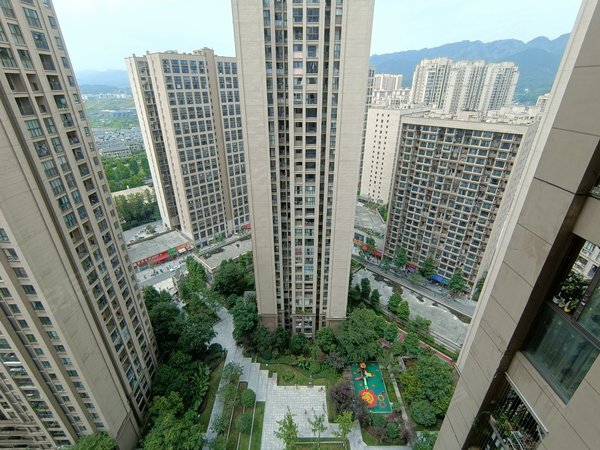 重庆沙坪坝大学城金科廊桥天都沙坪坝区金科廊桥天都2房1600元月出租