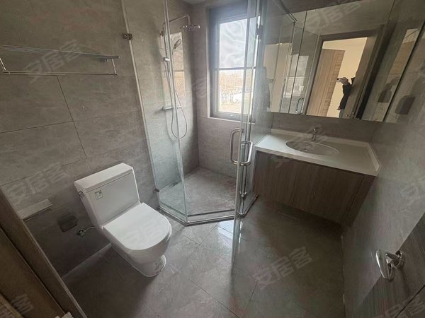 徐州鼓楼彭城广场天辰雅苑实拍房源找我金鹰金地苏宁天阙云熙府凯旋门天辰精装4室2卫出租房源真实图片