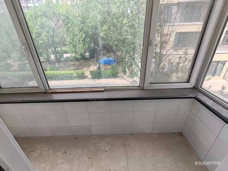 鸿城国际花园 产权清晰 集中供暖 南北通透 近地铁