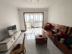 防城港东兴体育场出入方便，中心地段。采光非常好出租房源真实图片