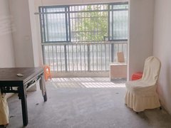 无锡滨湖华庄华憬佳园第一排，一楼72平两房，有热水器，床，餐桌出租房源真实图片