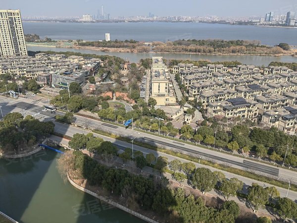 苏州吴中郭巷国泰新村到园区只需五 靠地铁口 长申超市 爱情海 押一付