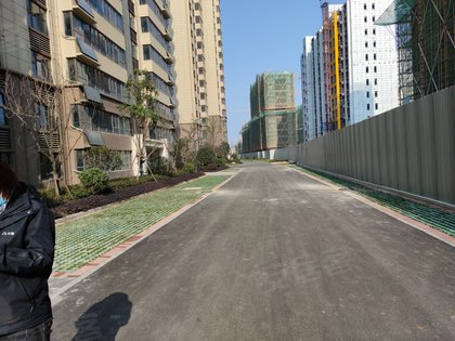 碧桂园长江万里,潜江路,近安广江堤 