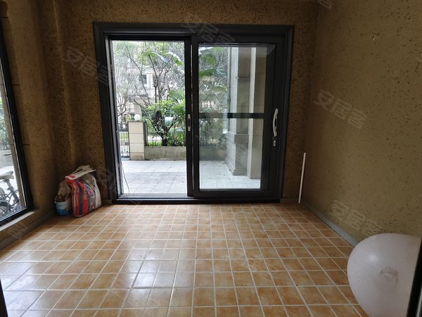 【多图】铂悦澜庭(一期),弹子石租房,看江 长租 短租 都好谈 朝中庭