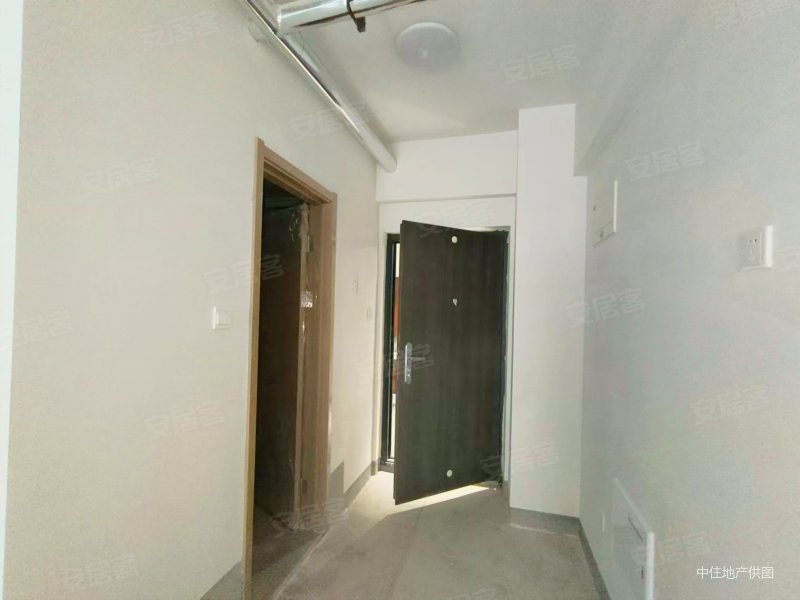 华山公寓  南向 商住两用 带双气  紧邻耀泽华山中心