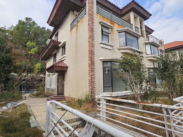 珠海高新区唐家湾聚龙溪山庄唐家湾独栋别墅情侣北路背山靠海看海景