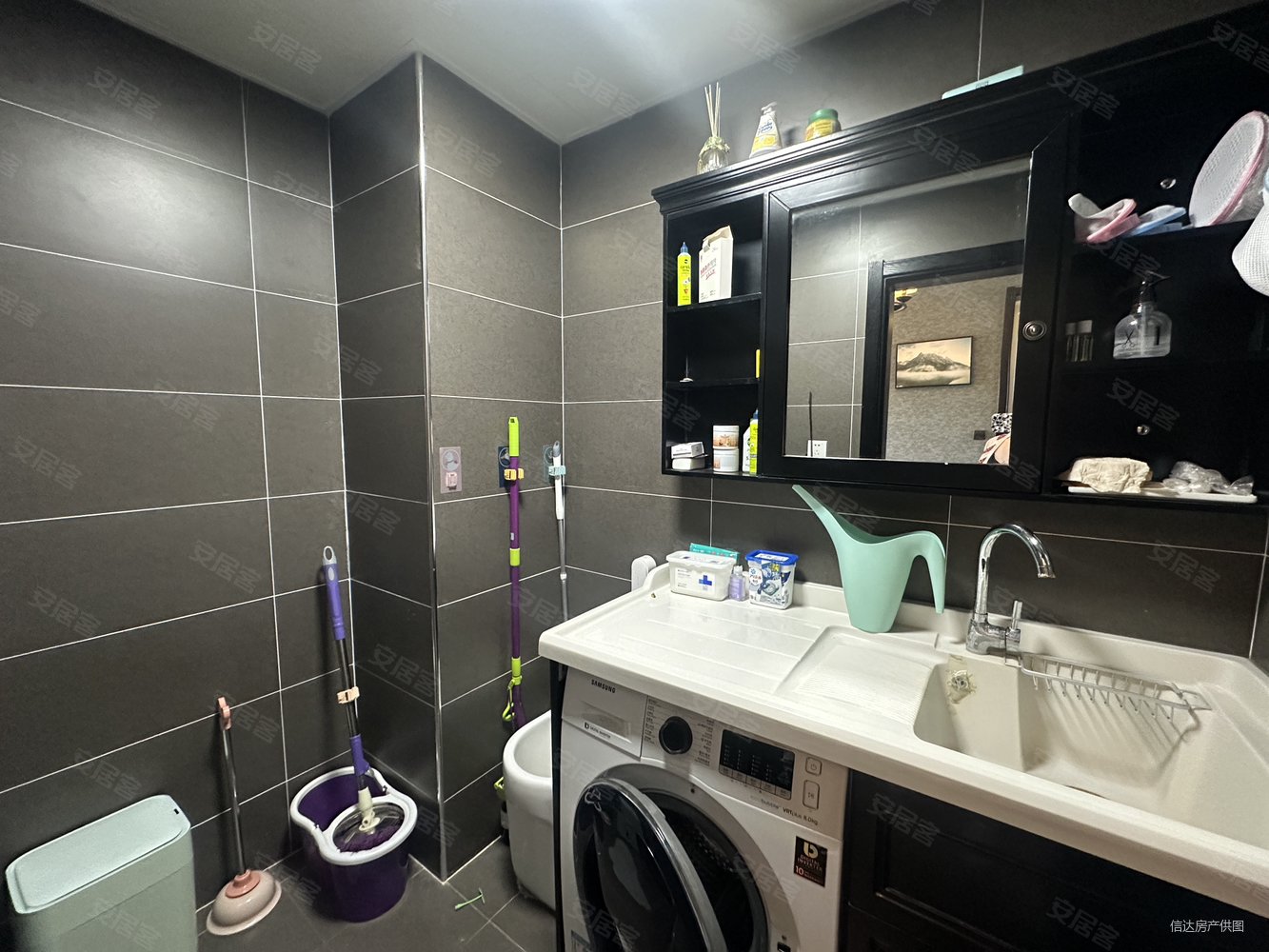 学府佳苑3室2厅2卫125㎡南北75.8万