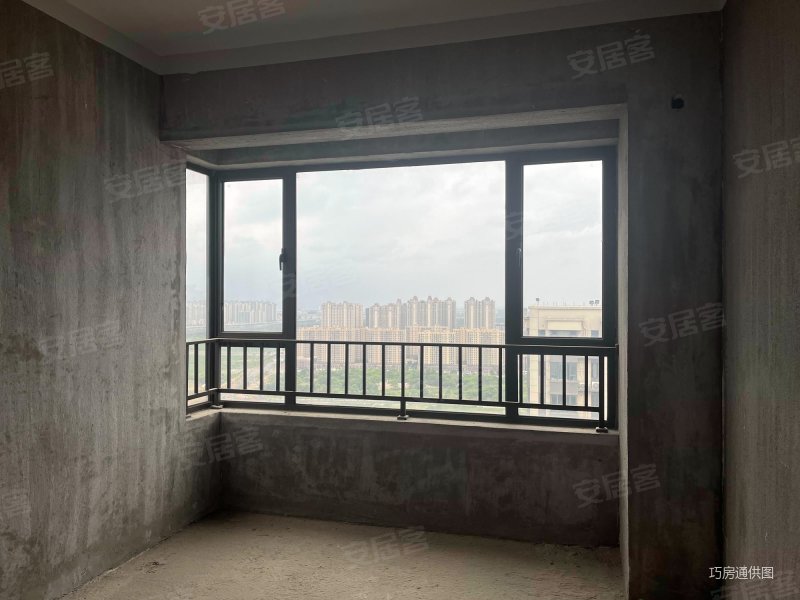 力高澜湖御景 商品房 正南朝向 有电梯 楼龄新 满二