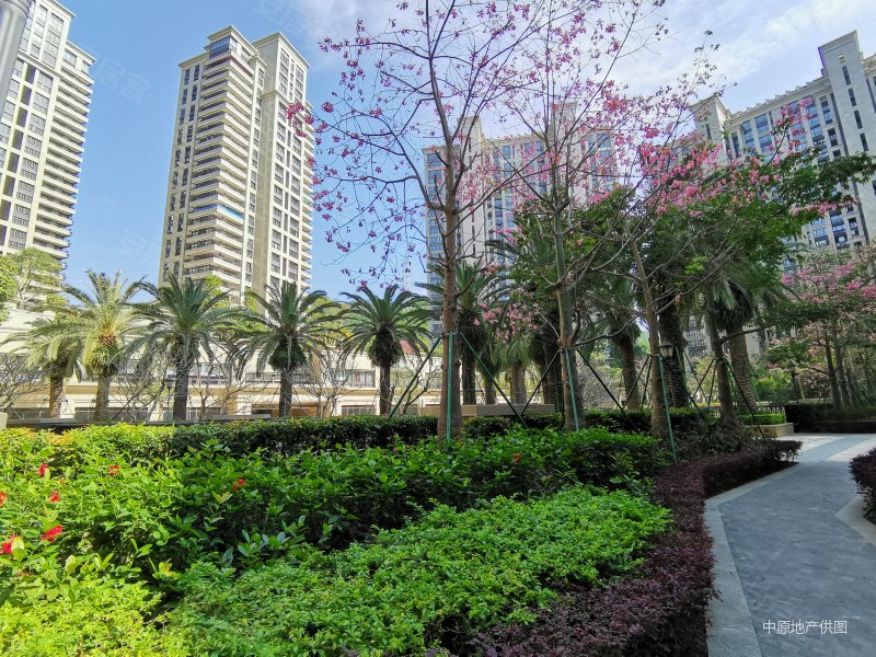 山语清晖花园4室2厅3卫212㎡东西2250万