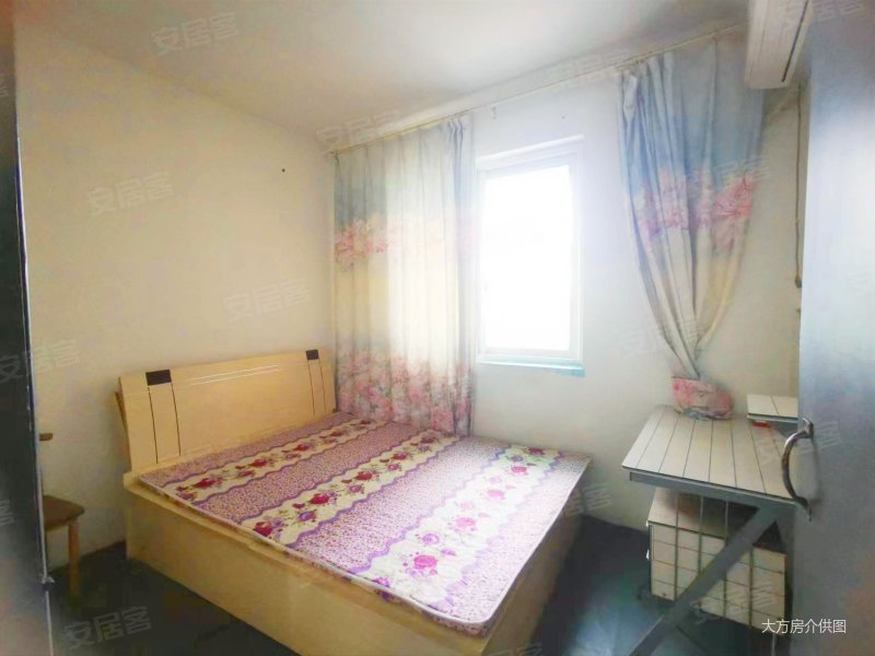 套2,大观二期,采光好,房子方正,交通便利,客厅带阳台,大观苑二期二手