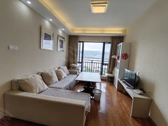 红河弥勒新世界一线湖景房 精装二房 拎包入住出租房源真实图片