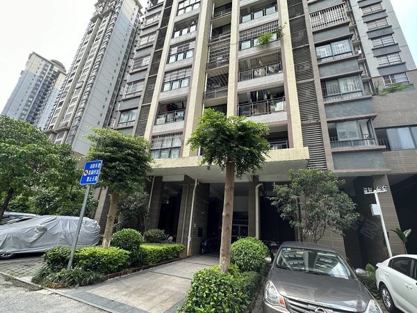 南宁西乡塘新阳台湾街宜兰湾台湾街宜兰湾两房精装配齐采光好 1700