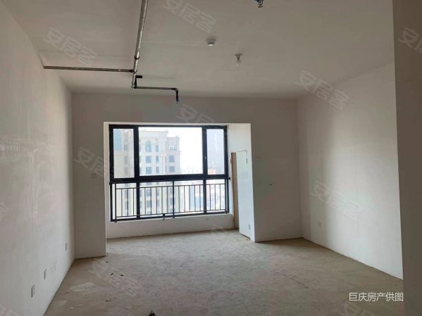 威廉公馆一梯一户三室两厅两卫南北通透可按揭随时能看