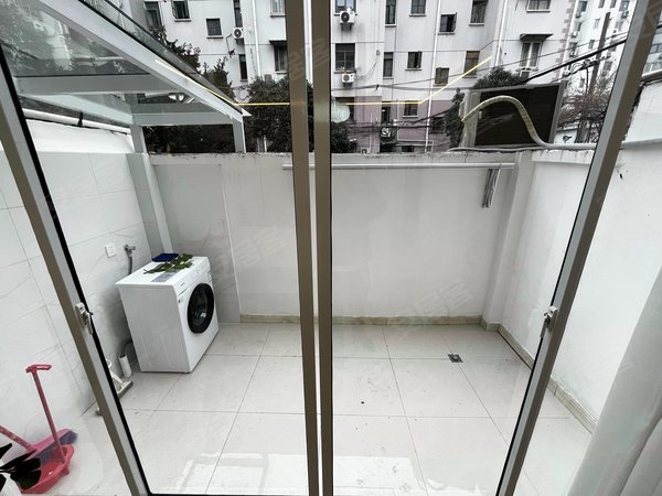 【多图】南杨小区(长清路),三林租房,8号线杨思站 精装一室一厅 配合
