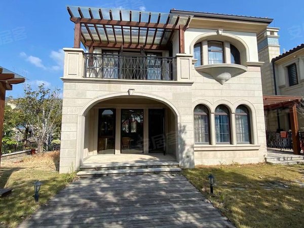 泉州晋江世茂御龙湾龙湖嘉天下(一二期别墅)龙湖独栋大别墅 6房加一个