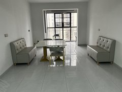 鹰潭贵溪贵溪城区和道华庭 包物业费出行方便 小区环好 家电齐全 拎包入住出租房源真实图片