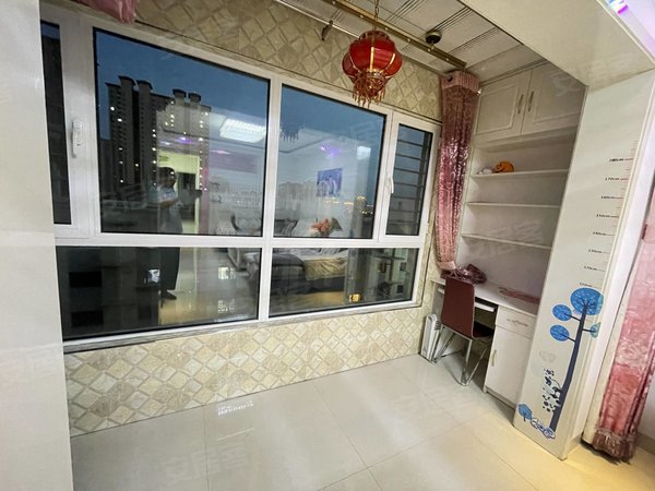 包头青山青山客运站银海湾银海湾 家具 家电无洗衣机 1梯2户 钥匙出租房源真实图片