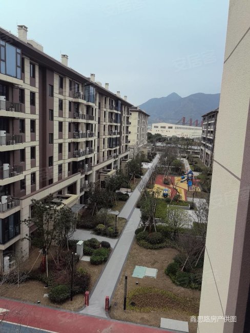 象山丹西逆天神户型,89平三开间朝南,三房两厅两卫户型,浩创丹樾府