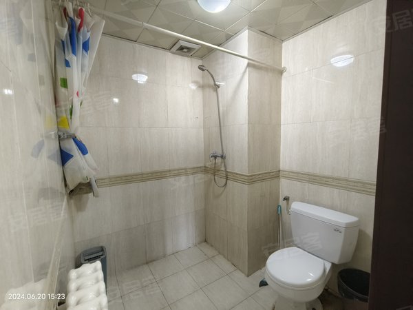 【多图】美华大厦,第一大街租房,美华大厦 2室1厅1卫 电梯房 精装修