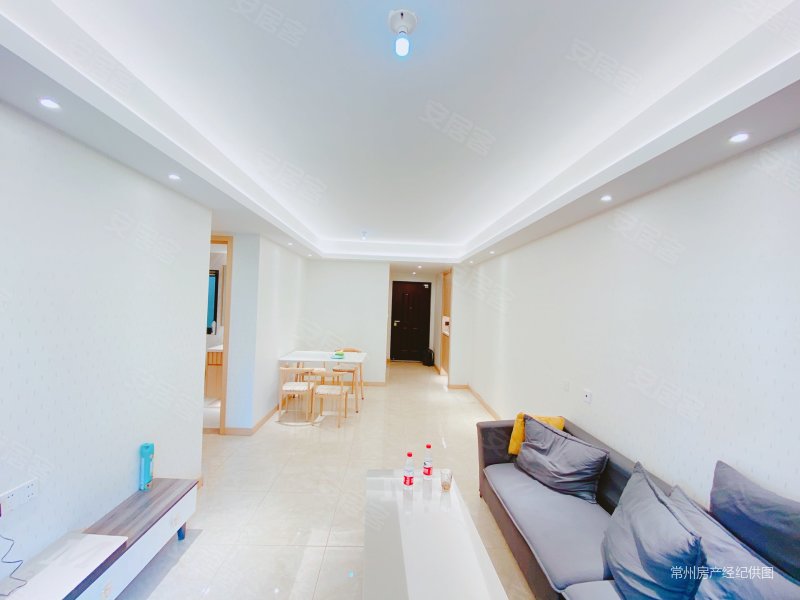 一一4万新城金樾采光没问题随时看房价格实惠刚需