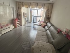 武汉黄陂武湖地铁口 精装大四房两卫 家电齐全 商圈成熟 拎包入住 价可谈出租房源真实图片