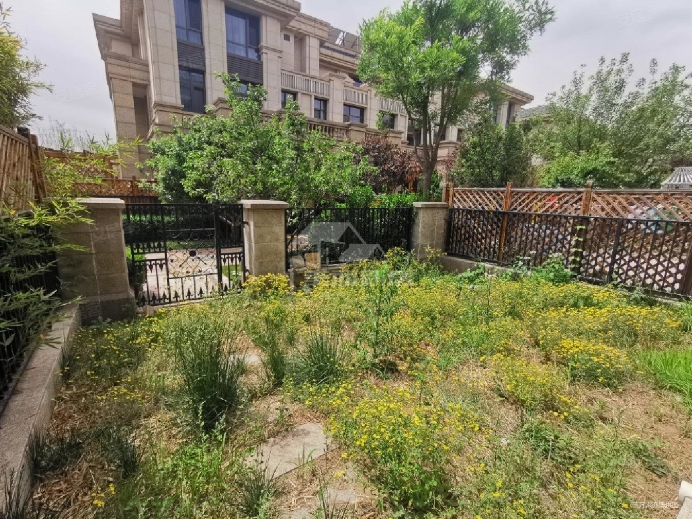 有次顶层公园美景一览无余亦庄中海墅客厅双卧朝南三居