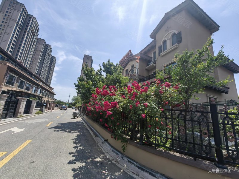 青岛房产网>青岛二手房>城阳二手房>棘洪滩二手房>碧桂园(宏通路别墅)