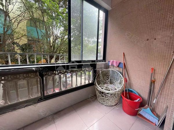 广州白云金沙洲城西花园2房 66平方米实地拍摄图片 马上来电看房出租