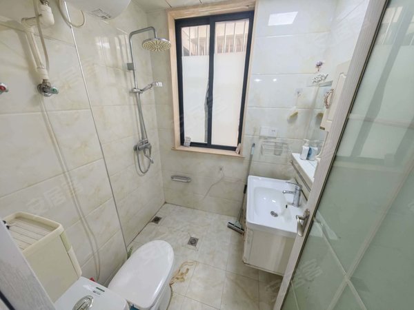 海宁长安镇农发区东方嘉苑(海宁)近大学城 民水民电通燃气 出门就是商业街 地铁口200米出租房源真实图片