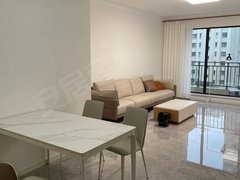 鞍山立山立山广场皇冠一品，5楼107平，双室精装修， 家具家电齐全，拎包就住出租房源真实图片