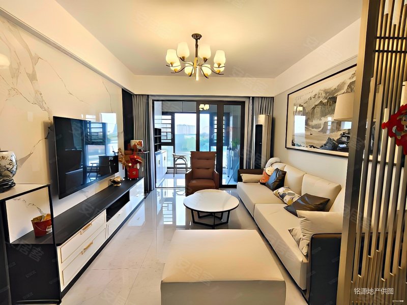 弘阳博爱湖一号3室2厅2卫96.61㎡南北175万