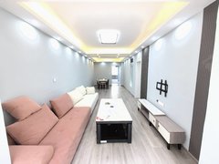 贵阳市第一人民医院博爱路步梯三楼全新精装大三室拎包入住