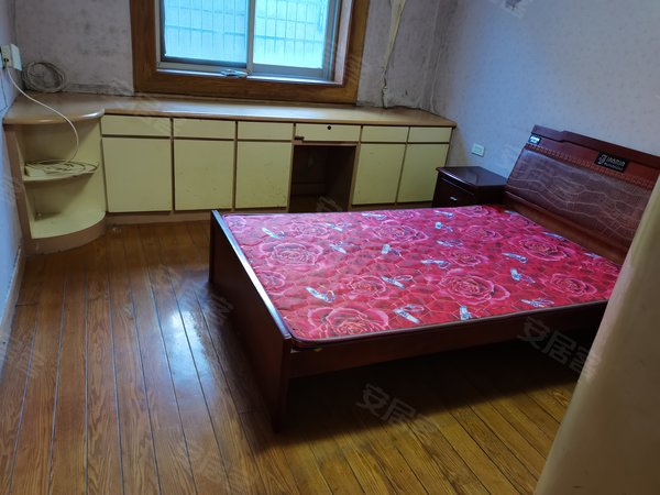 绍兴上虞百官半山小区半山小区 2室1厅1卫 精装修 南北通透 60平出租