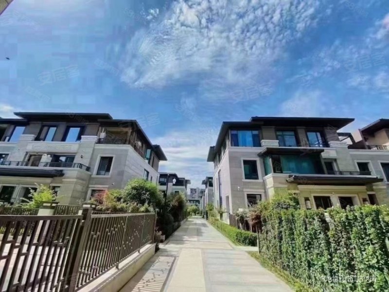 金地物业新上九玺联排别墅毛坯房可任意装修产权清晰随时看