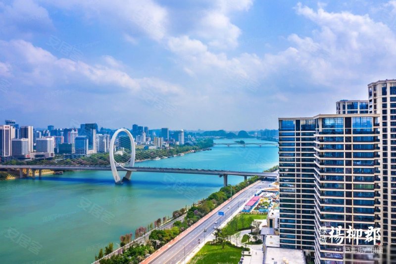 滨江小15中杨柳郡270度一线景江228平米5房2厅360万