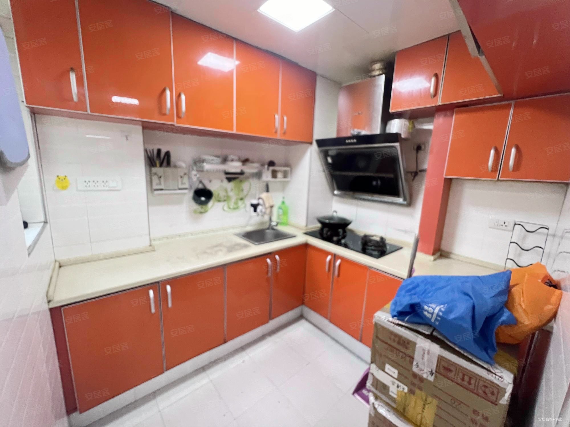 临江港湾2室1厅1卫61.78㎡南35万