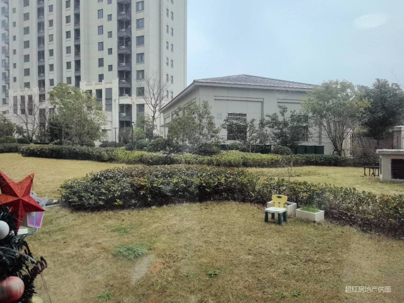 中海云樾里精装三房前排采光全天无遮挡业主诚心出售