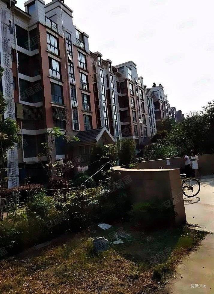 华汇康城3室2厅2卫125.17㎡南北175万