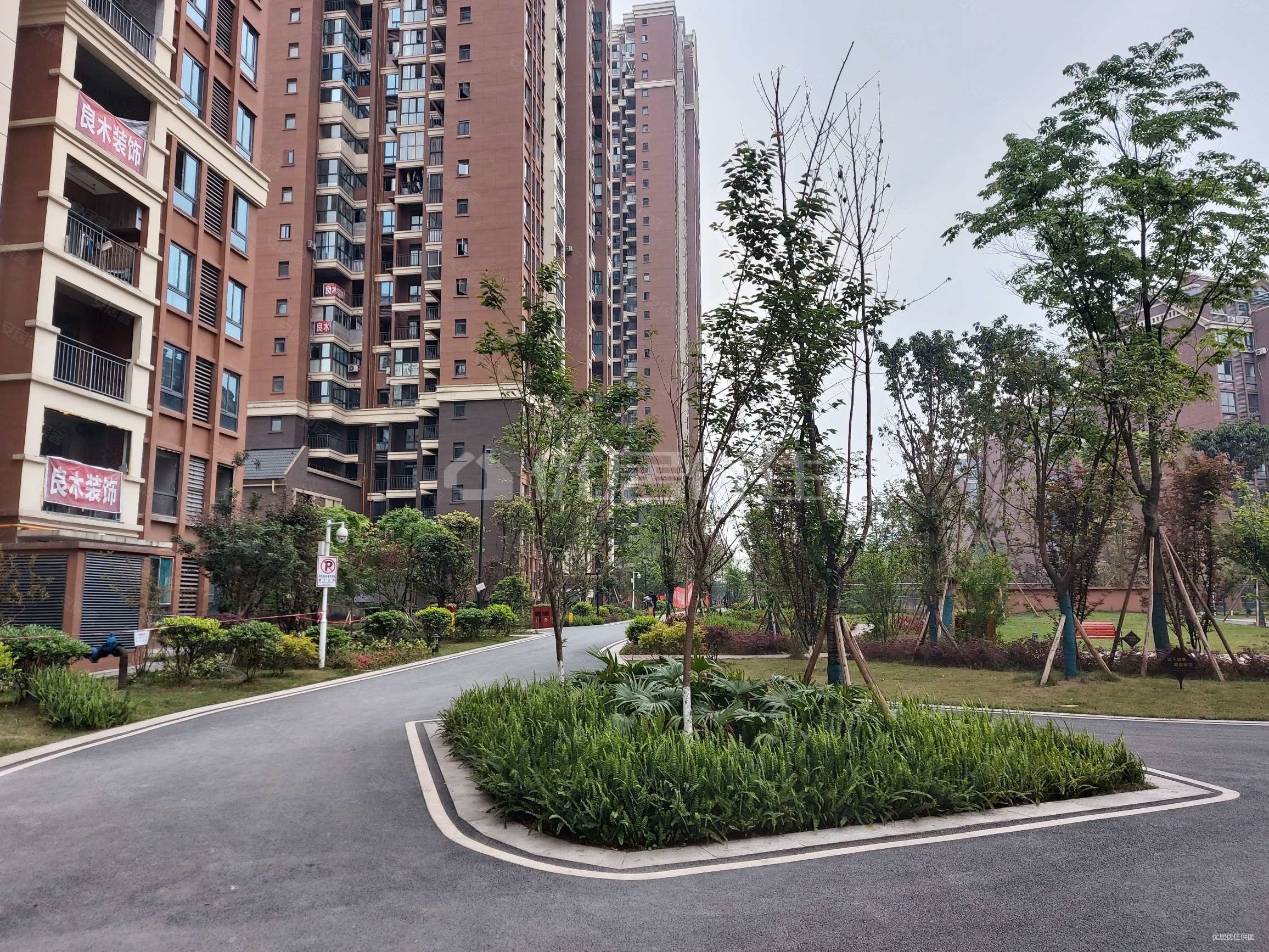 典雅花溪半岛二期正规3房双卫