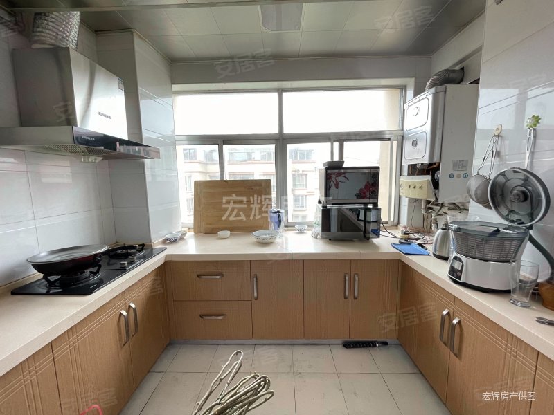 雁北路地铁口辰北花园 精装复式 视野开阔价格可谈可按揭贷款