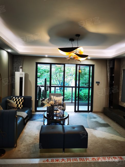 红谷滩九龙湖,南昌西站旁,祥生府114平近地铁三房两卫团购价