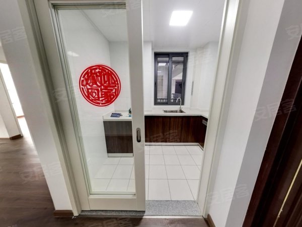 绍兴越城东浦星尚镜廷府镜湖 曲屯家苑旁大家镜界府 3室 空调已配好