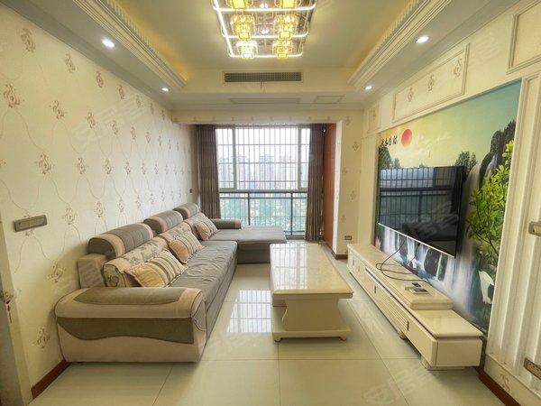 重庆潼南潼南城区上品景苑隆鑫旁精装电梯两室出租家电家具齐全,干净