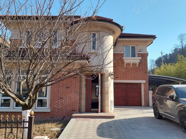 青岛崂山石老人石湾山庄石湾山庄 独栋别墅 带600平米大院 可以8辆车