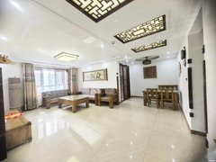 莱芜莱城莱城城区陈毅，大润发近！金地凯旋城四室电梯好房，拎包入住出租房源真实图片